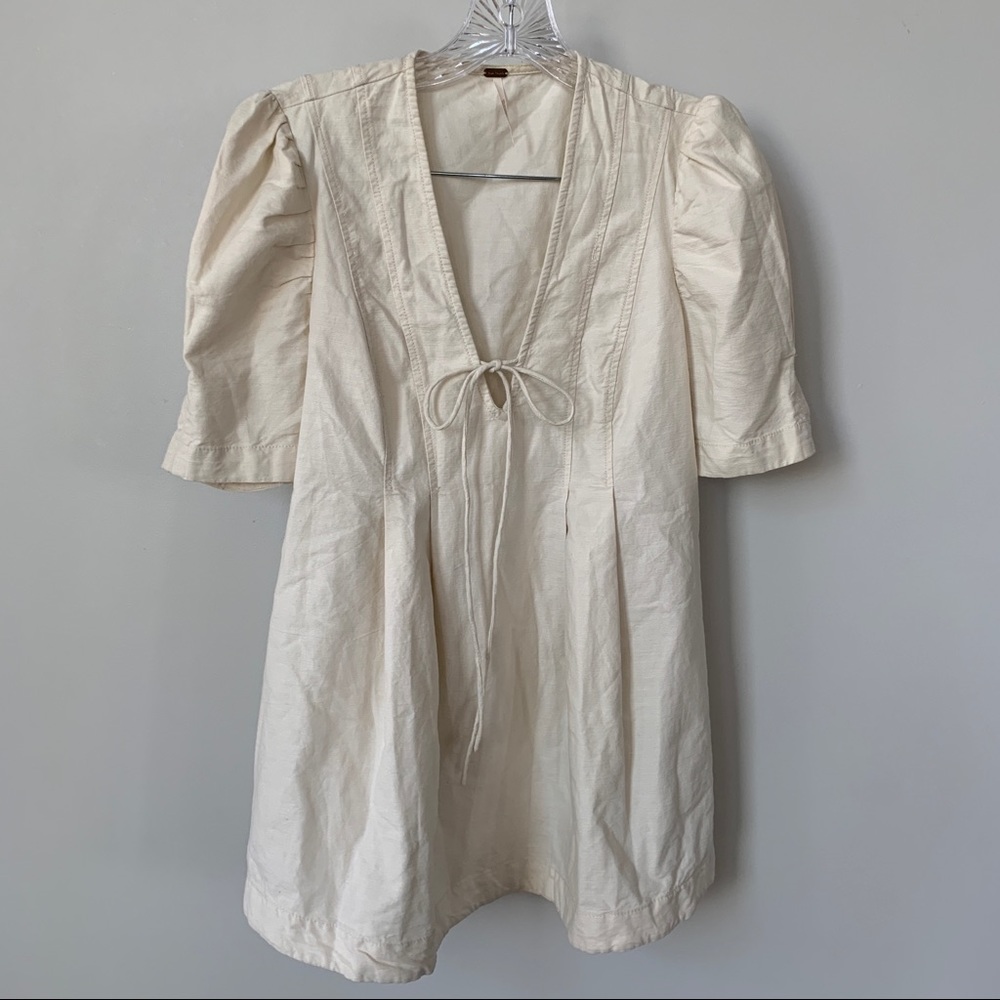 Free People Cream V-Neck Top Size XS
